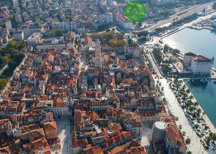 Annie's Stone & * Split