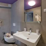 Annie's Stone & Apartamento *